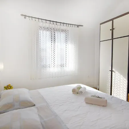 Einfache 2-zimmer-wohnung In Meeresnaehe Appartement *
